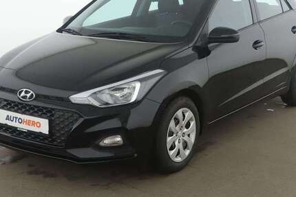 Hyundai i20 101.066 km 8.730 &euro; Köln 50739