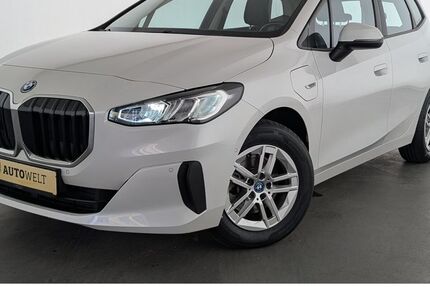 BMW 225 Active Tourer 26.150 km 26.460 &euro; Düsseldorf 40599