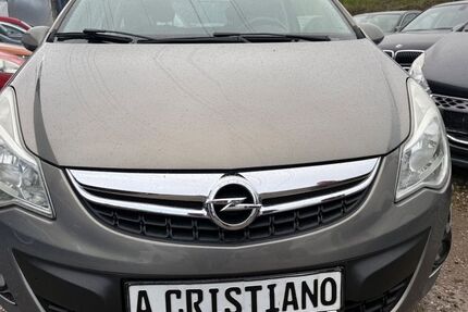 Opel Corsa 136.000 km 3.999 &euro; Köln 51107