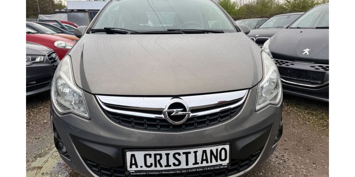 Opel Corsa 136.000 km 3.999 &euro; Köln 51107