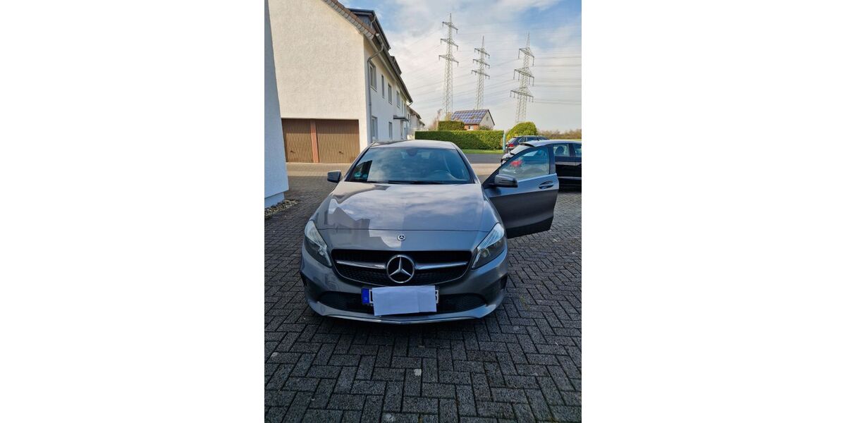 Mercedes-Benz A 180 84.000 km 16.500 &euro; Leverkusen 51379