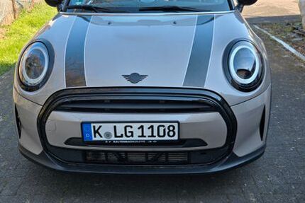 Mini Cooper Cabrio 66.500 km 24.600 &euro; Köln 51061
