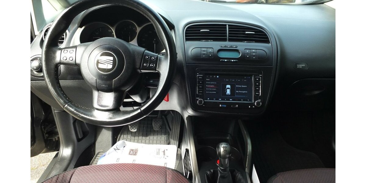 Seat Altea STYLE NAVI AHK KLIMAAUT PARKPILOT neuer Zahn 165.222 km 4.908 &euro; Köln 50858
