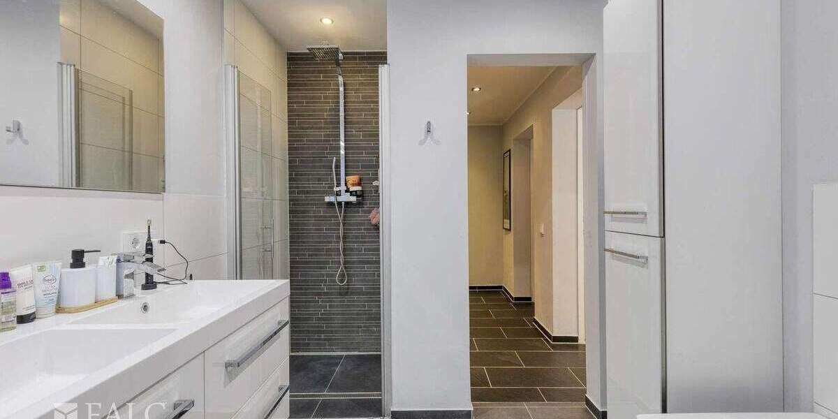 Mehrfamilienhaus, Wohnhaus Pulheim - 7 Zimmer, 351 m&sup2;, 1.199.000&euro; | Angebot:25820748