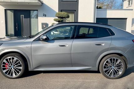 BMW iX2 17.200 km 49.850 &euro; Köln 50859