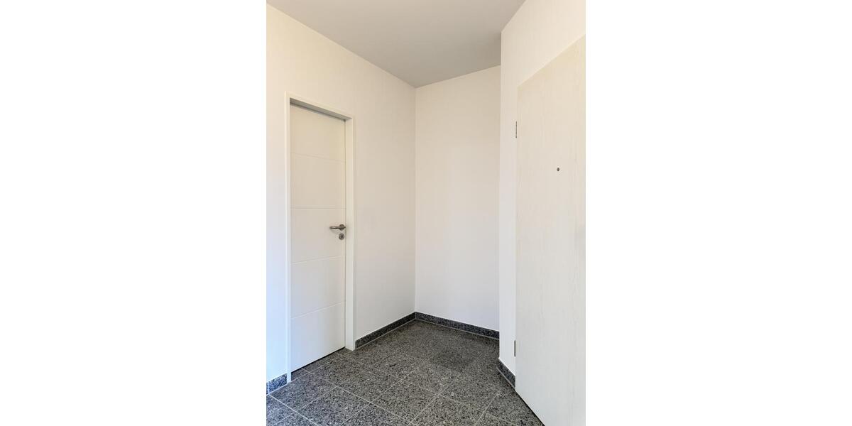 Etagenwohnung Bergisch Gladbach - 4 Zimmer, 94 m&sup2;, 1.300&euro; | Angebot:25650445