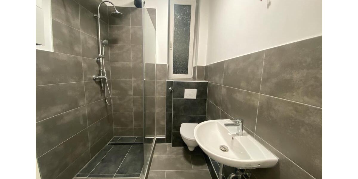 Etagenwohnung Köln Mülheim - 3 Zimmer, 90 m&sup2;, 1.500&euro; | Angebot:25310067