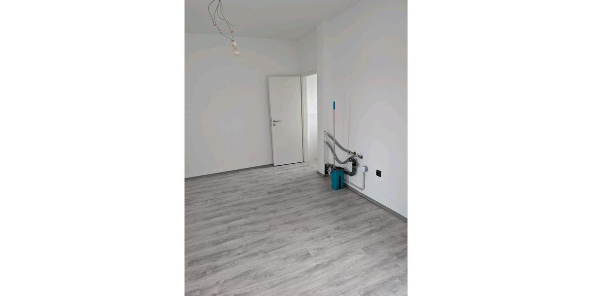 Etagenwohnung Bergheim - 2 Zimmer, 40 m&sup2;, 830&euro; | Angebot:25975018