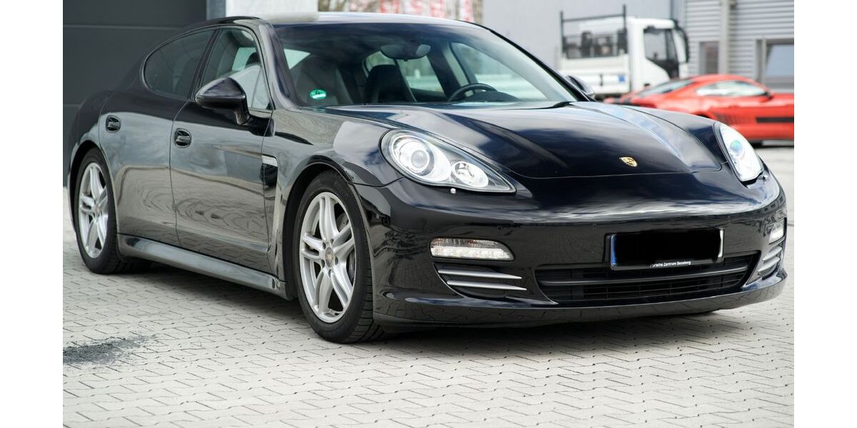 Porsche Panamera 173.650 km 21.500 &euro; Bergisch Gladbach 51465