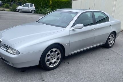 Alfa Romeo 166 68.500 km 8.999 &euro; Remscheid 42855