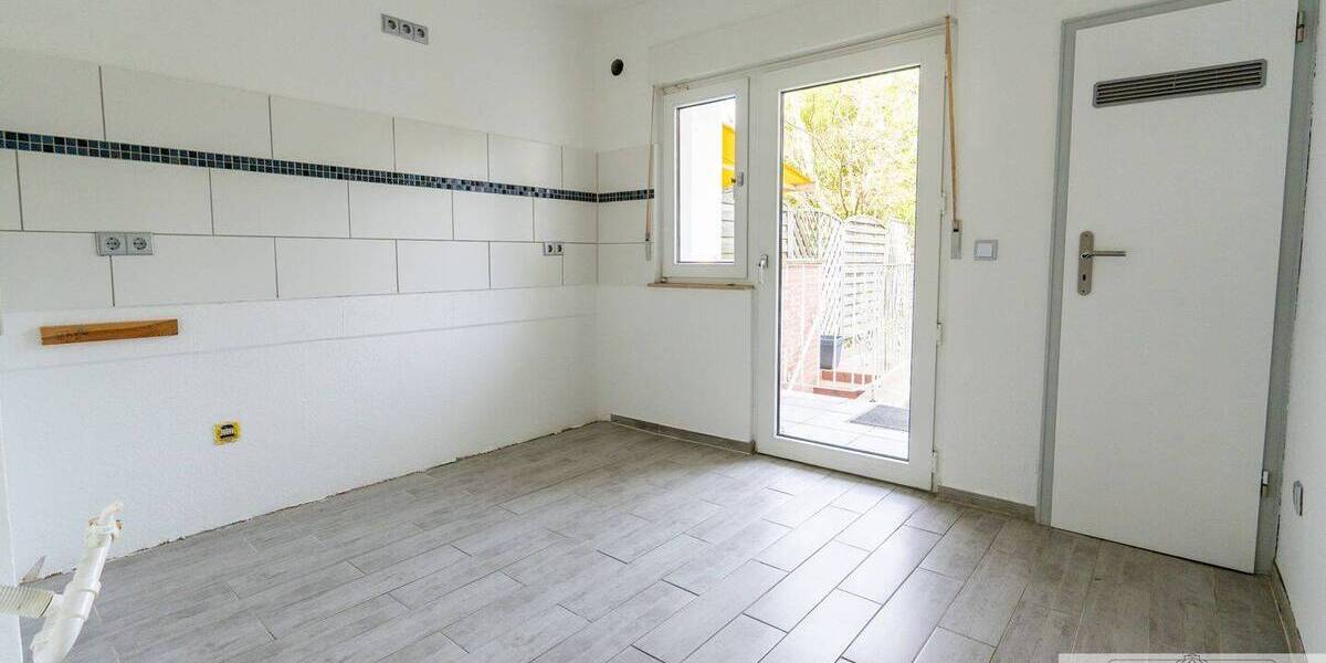 Mehrfamilienhaus, Wohnhaus Neuss Furth-Süd - 1 Zimmer, 220 m&sup2;, 799.000&euro; | Angebot:26029914