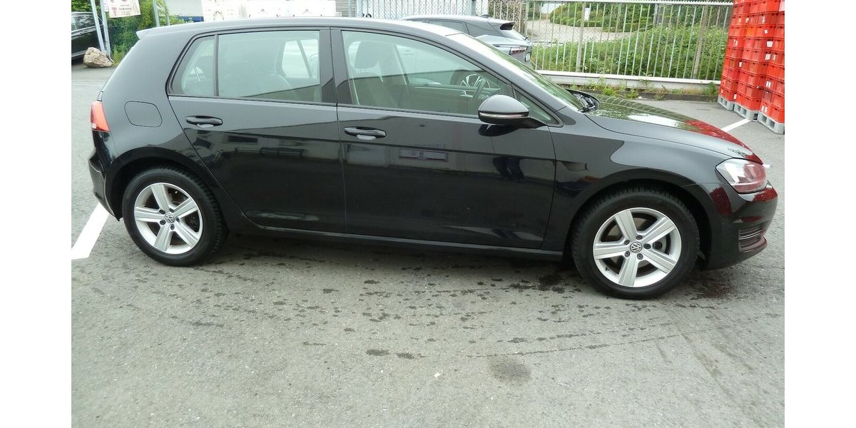 VW Golf VII Limo1.4 TSI Automatik Climatronic Alu 80.600 km 11.900 &euro; Ratingen 40885