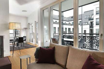 Wohnung Düsseldorf Altstadt - 3 Zimmer, 127 m&sup2;, 3.814&euro; | Angebot:25444172