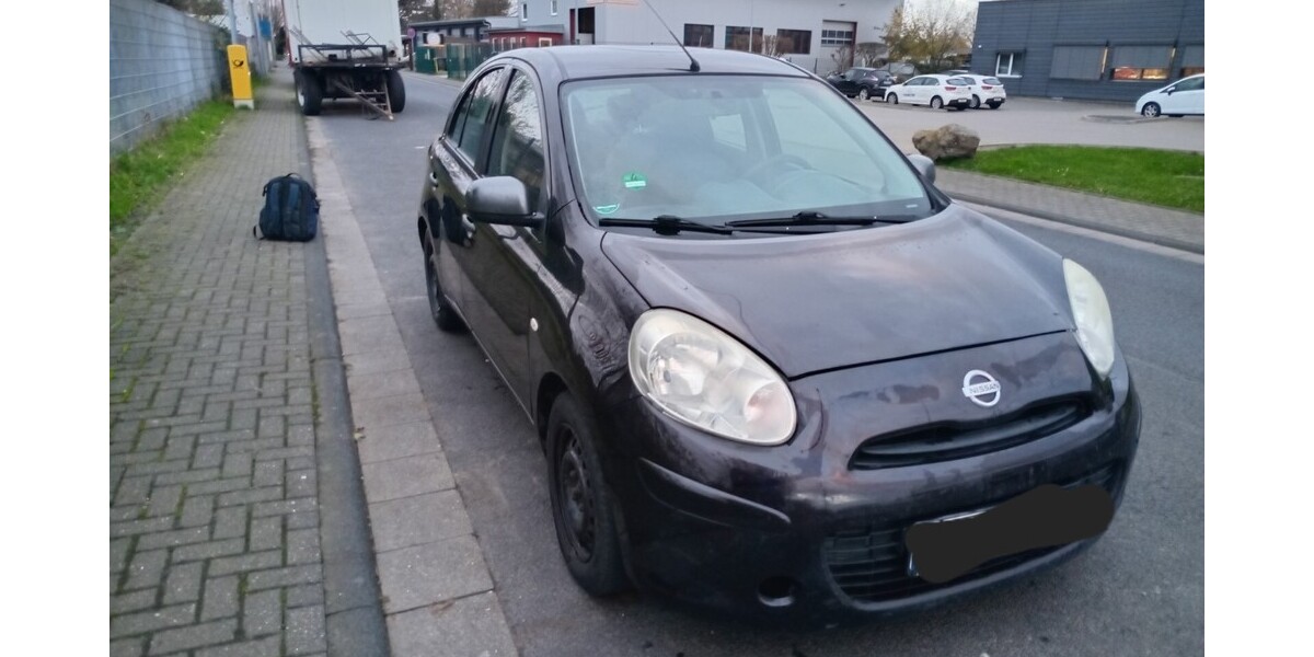 Nissan Micra 184.299 km 3.200 &euro; Kerpen 50171