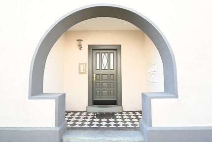 Haus Leverkusen Opladen - 15 Zimmer, 286 m&sup2;, 799.000&euro; | Angebot:26064176