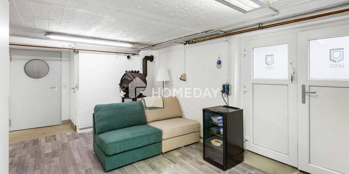 Mehrfamilienhaus, Wohnhaus Köln Niehl - 6 Zimmer, 695.000&euro; | Angebot:25684175