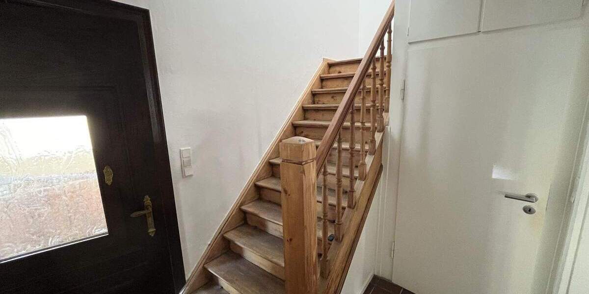 Einfamilienhaus Leverkusen Schlebusch - 6 Zimmer, 173 m&sup2;, 450.000&euro; | Angebot:25675621