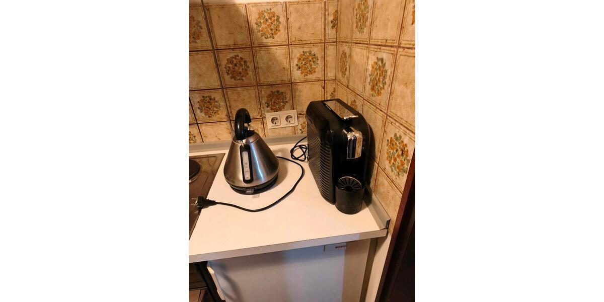 Etagenwohnung Düsseldorf Stadtbezirk 3 - 1 Zimmer, 33 m&sup2;, 1.300&euro; | Angebot:25404171