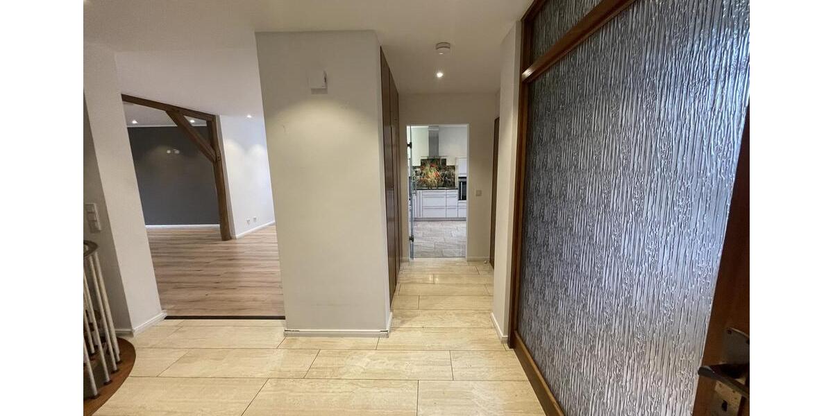 Einfamilienhaus Bergisch Gladbach - 3 Zimmer, 115 m&sup2;, 1.600&euro; | Angebot:26670208
