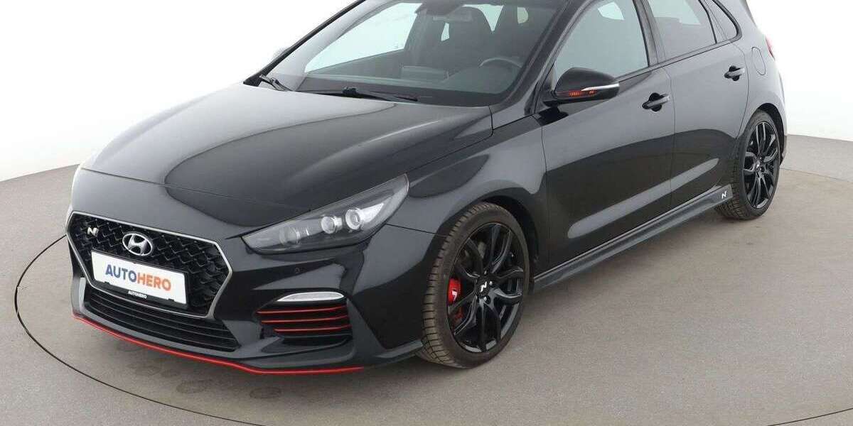 Hyundai i30 71.670 km 21.590 &euro; Köln 50739