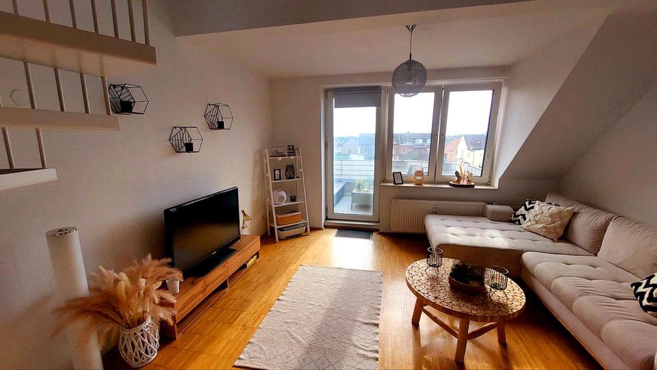 Dachgeschoßwohnung Ratingen Tiefenbroich - 3 Zimmer, 55 m&sup2;, 930&euro; | Angebot:26023005