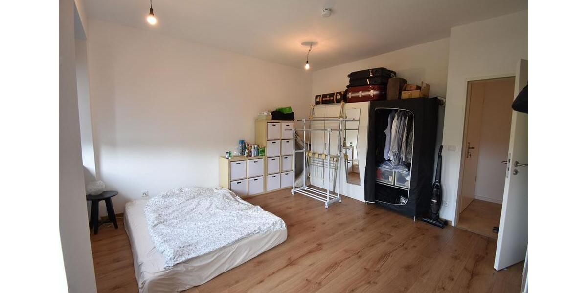 Etagenwohnung Düsseldorf Stadtbezirk 2 - 3 Zimmer, 106 m&sup2;, 1.700&euro; | Angebot:23457325
