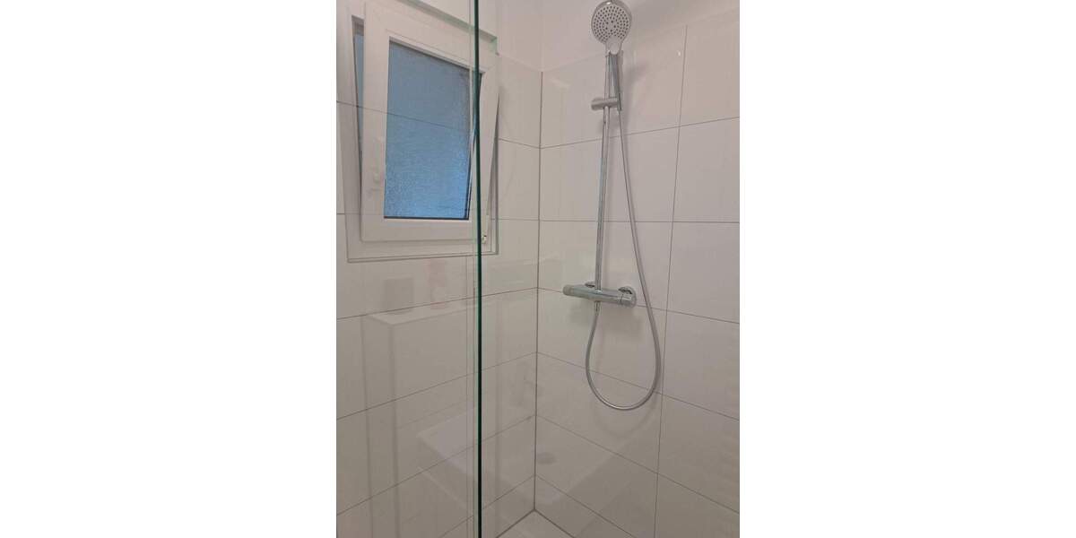 Zimmer Köln Weidenpesch - 1 Zimmer, 22 m&sup2;, 580&euro; | Angebot:25970561