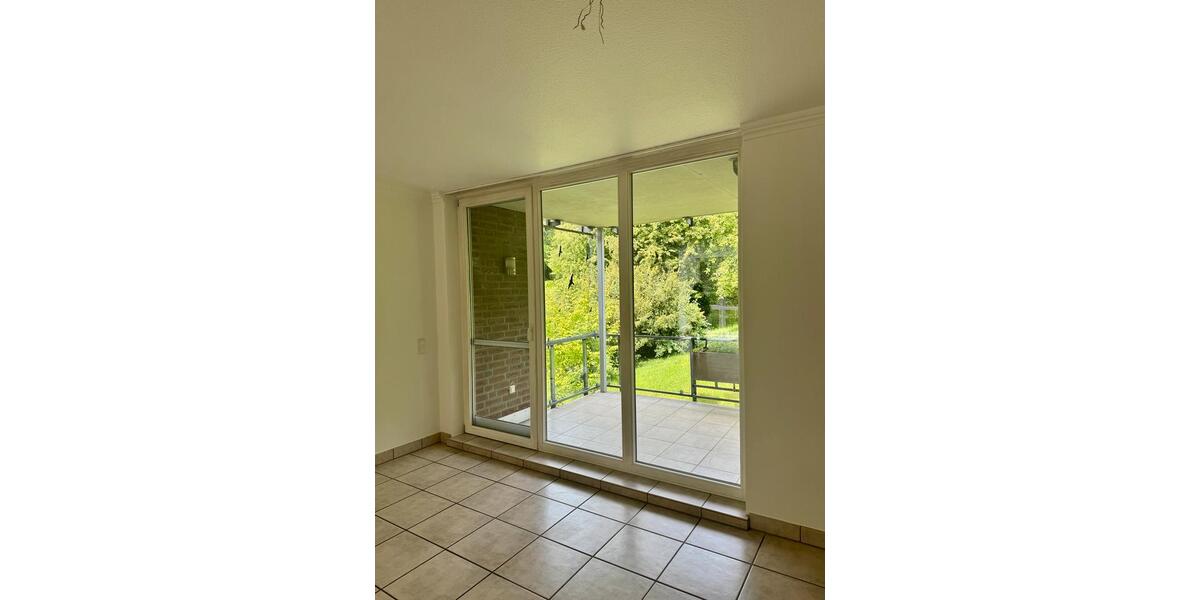 Etagenwohnung Erkrath - 2 Zimmer, 75 m&sup2;, 1.025&euro; | Angebot:26699635