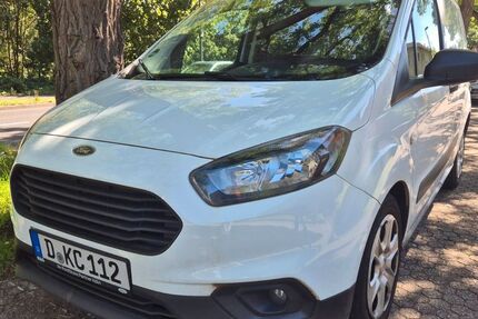 Ford Transit Courier 40.000 km 10.600 &euro; Köln 50769