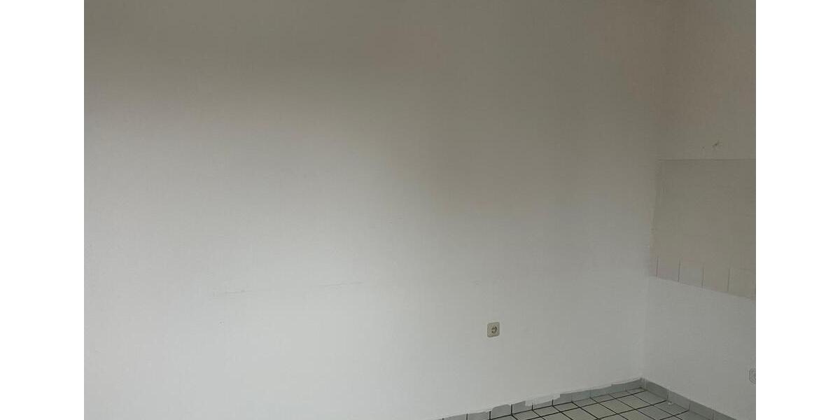 Etagenwohnung Burscheid - 2 Zimmer, 90 m&sup2;, 780&euro; | Angebot:25294112