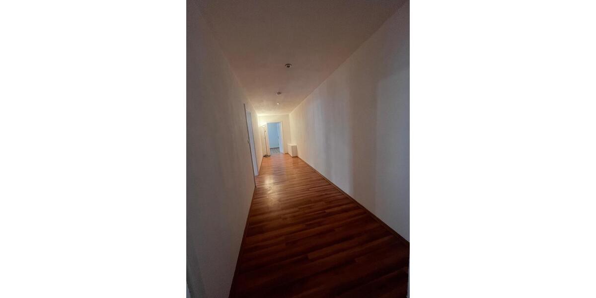 Etagenwohnung Solingen Aufderhöhe - 2 Zimmer, 79 m&sup2;, 890&euro; | Angebot:25903094