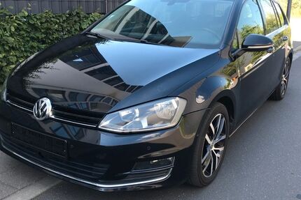 VW Golf 195.000 km 8.950 &euro; Pulheim 50259