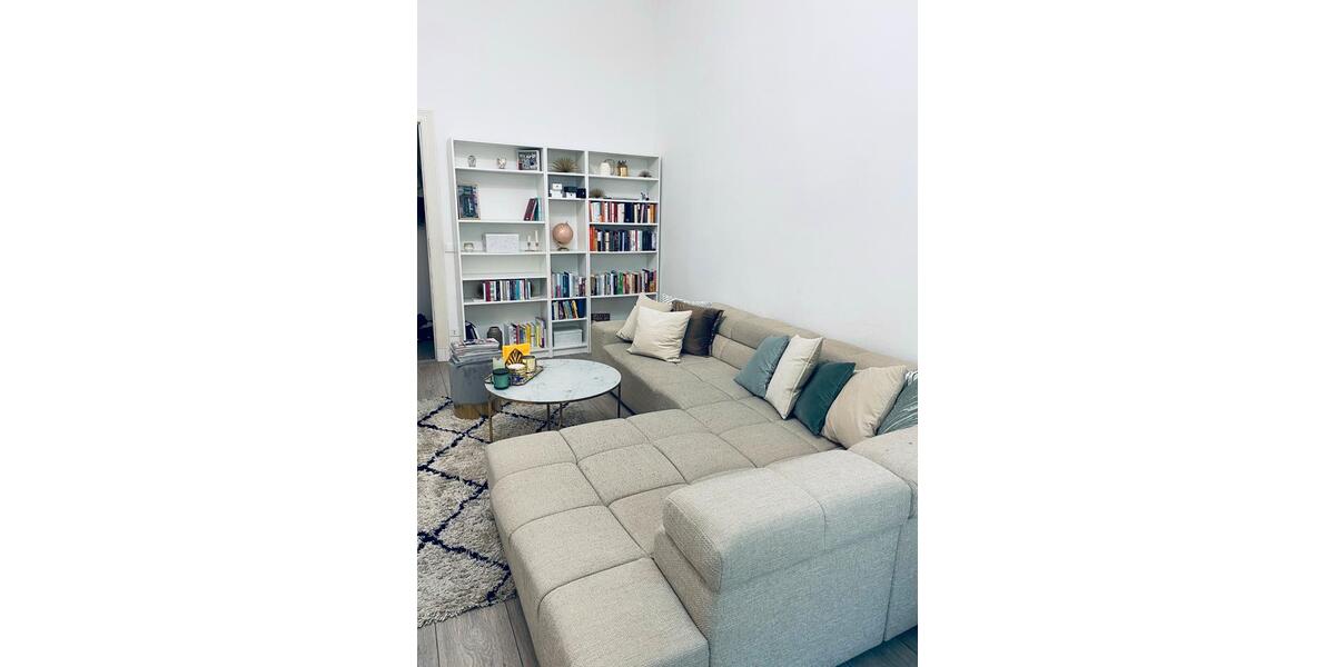 Erdgeschoßwohnung Köln Ehrenfeld - 3 Zimmer, 93 m&sup2;, 2.100&euro; | Angebot:25257663