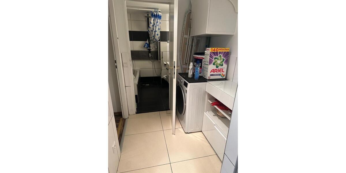 Dachgeschoßwohnung Düsseldorf Stadtbezirk 6 - 3 Zimmer, 55 m&sup2;, 1.300&euro; | Angebot:25906216