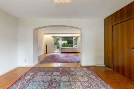 Haus Köln Lindenthal - 6 Zimmer, 147 m&sup2;, 620.000&euro; | Angebot:25440309