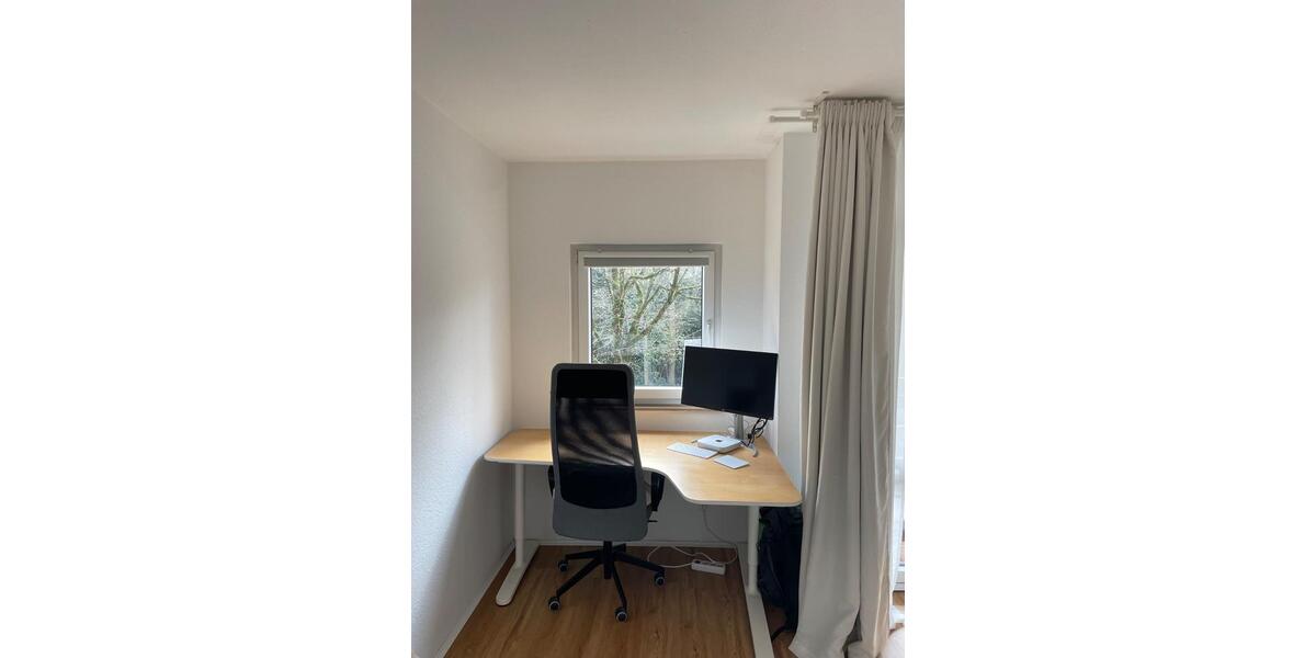 Etagenwohnung Düsseldorf Düsseltal - 1 Zimmer, 33 m&sup2;, 640&euro; | Angebot:25944975