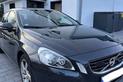 Volvo S60 133.000 km 10.999 &euro; Bergisch Gladbach 51429