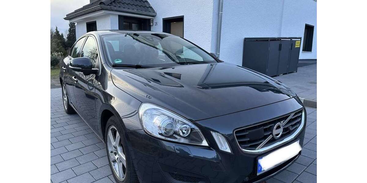 Volvo S60 133.000 km 10.999 &euro; Bergisch Gladbach 51429