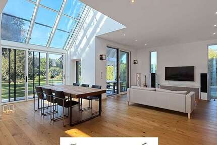 Haus Willich - 6 Zimmer, 269 m&sup2;, 1.450.000&euro; | Angebot:26061558