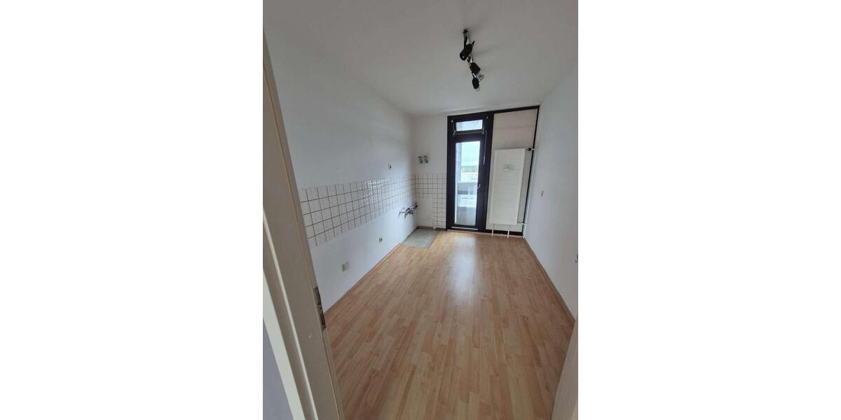 Etagenwohnung Köln Lindenthal - 2 Zimmer, 55 m&sup2;, 720&euro; | Angebot:25584423