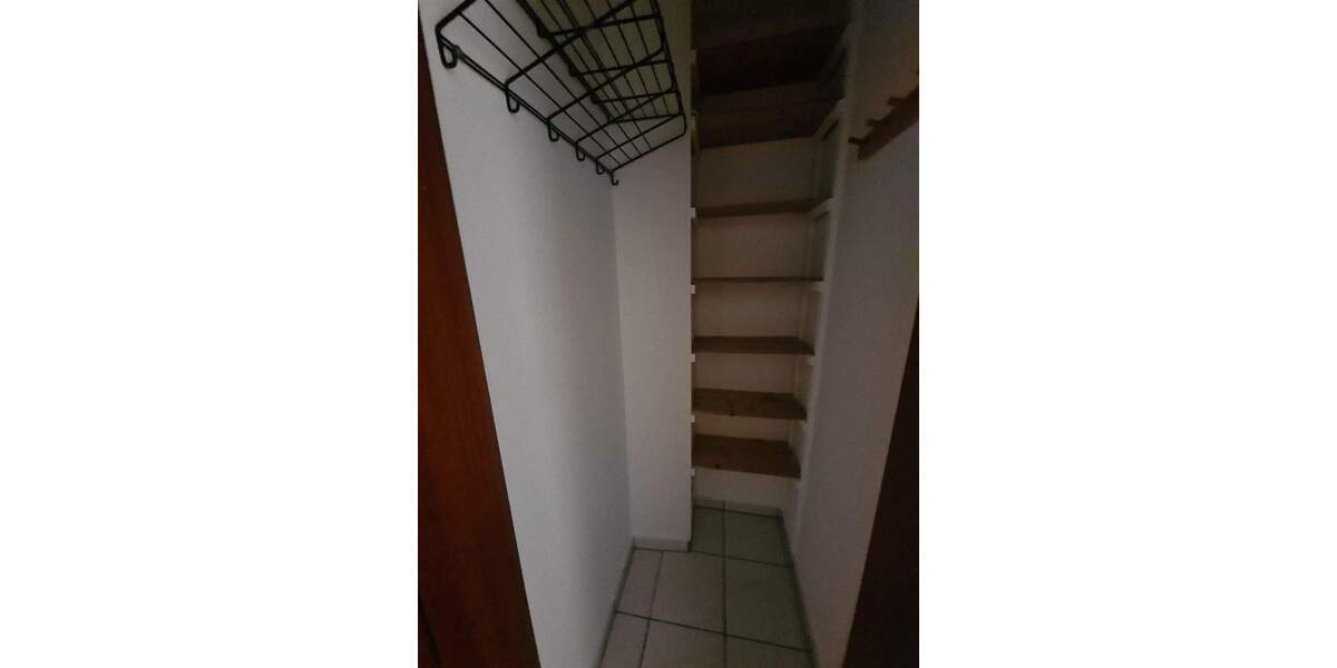 Etagenwohnung Hürth Efferen - 3 Zimmer, 109 m&sup2;, 1.200&euro; | Angebot:25705864