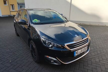 Peugeot 308 170.900 km 8.400 &euro; Neuss 41462