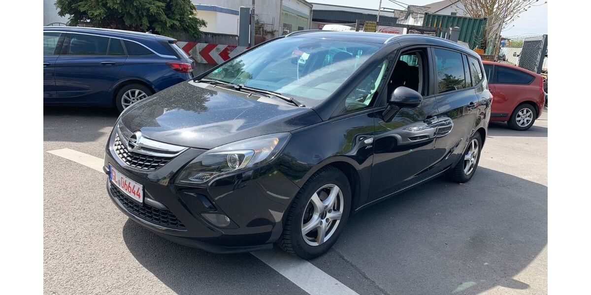 Opel Zafira Tourer 155.000 km 5.299 &euro; Bergisch Gladbach 51465