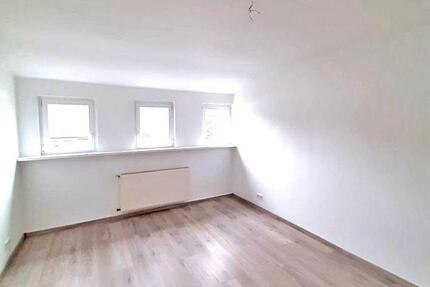 Wohnung Remscheid Lüttringhausen - 2 Zimmer, 53 m&sup2;, 350&euro; | Angebot:26701775
