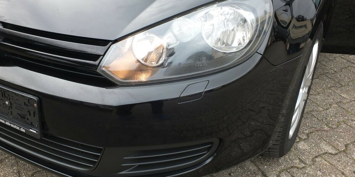VW Golf 1.4i TRENDLINE KLIMAANLAGE SPORT-LMF SHZ 132.895 km 6.298 &euro; Köln 50858