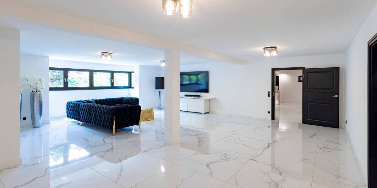 Bungalow Neuss Stadionviertel - 8 Zimmer, 242 m&sup2;, 2.400.000&euro; | Angebot:26585137