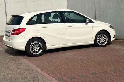 Mercedes-Benz B 180 90.200 km 12.100 &euro; Solingen 42659