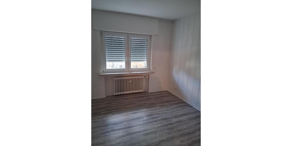 Etagenwohnung Bergisch Gladbach Frankenforst - 3 Zimmer, 80 m&sup2;, 165.000&euro; | Angebot:26669531