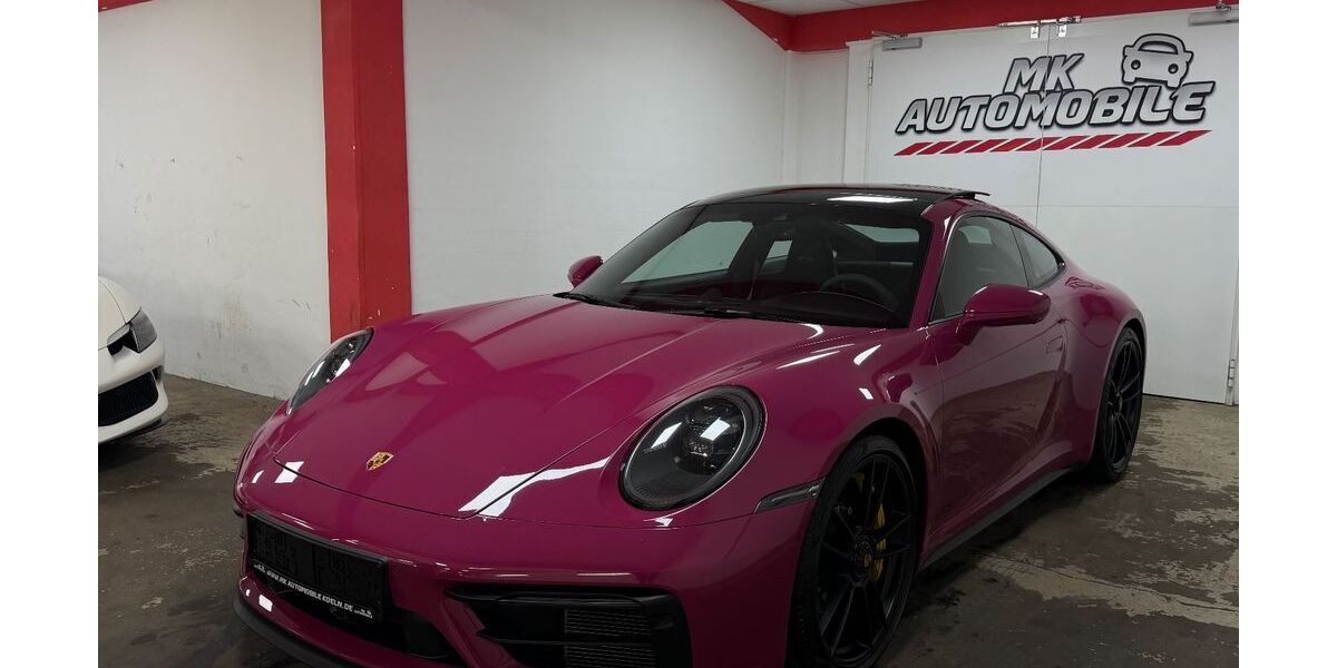 Porsche 992 33.592 km 159.900 &euro; Köln 50739