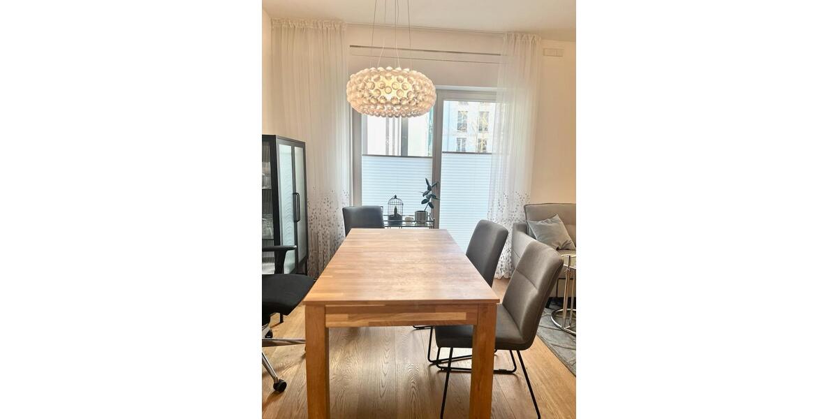 Hochparterre Düsseldorf - 1.5 Zimmer, 50 m&sup2;, 1.680&euro; | Angebot:25947701